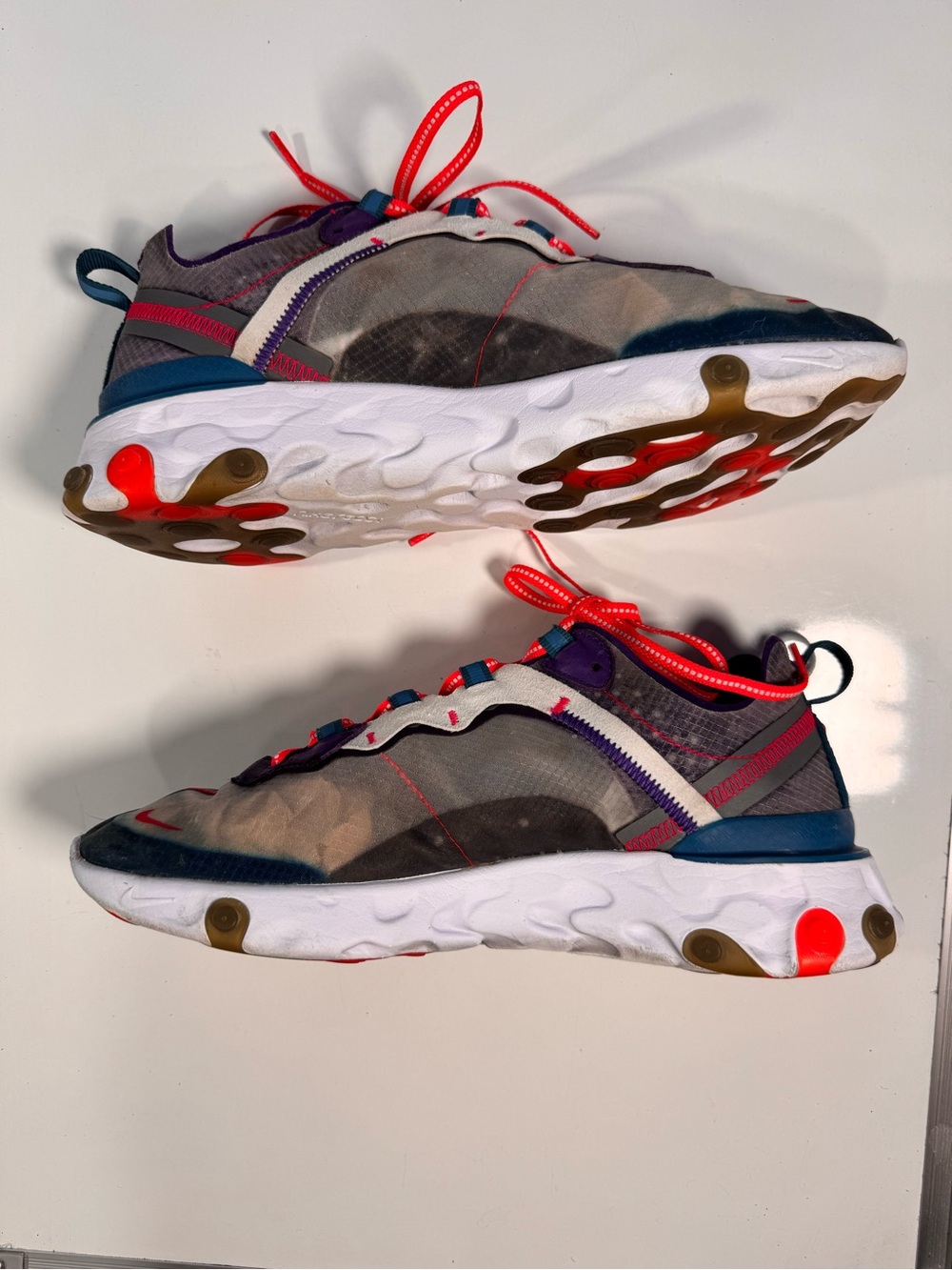 Nike React Element 87 Red Orbit CJ6897-061 Men’s Size 9.5 Rare Sneakers
